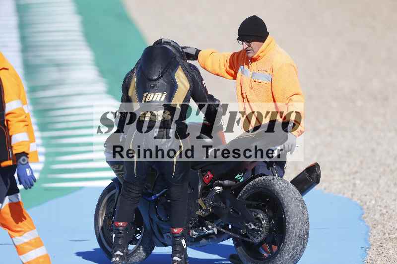/Archiv-2025/02 28.-31.01.2025 Moto Center Thun Jerez/rot-red/111